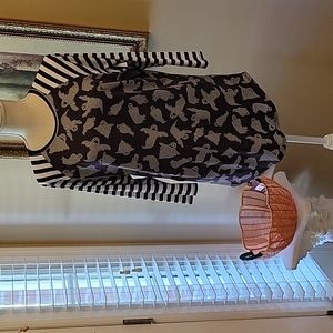 LuLaRoe Ghost Halloween top purple black white stripe long slv stretch top L EUC